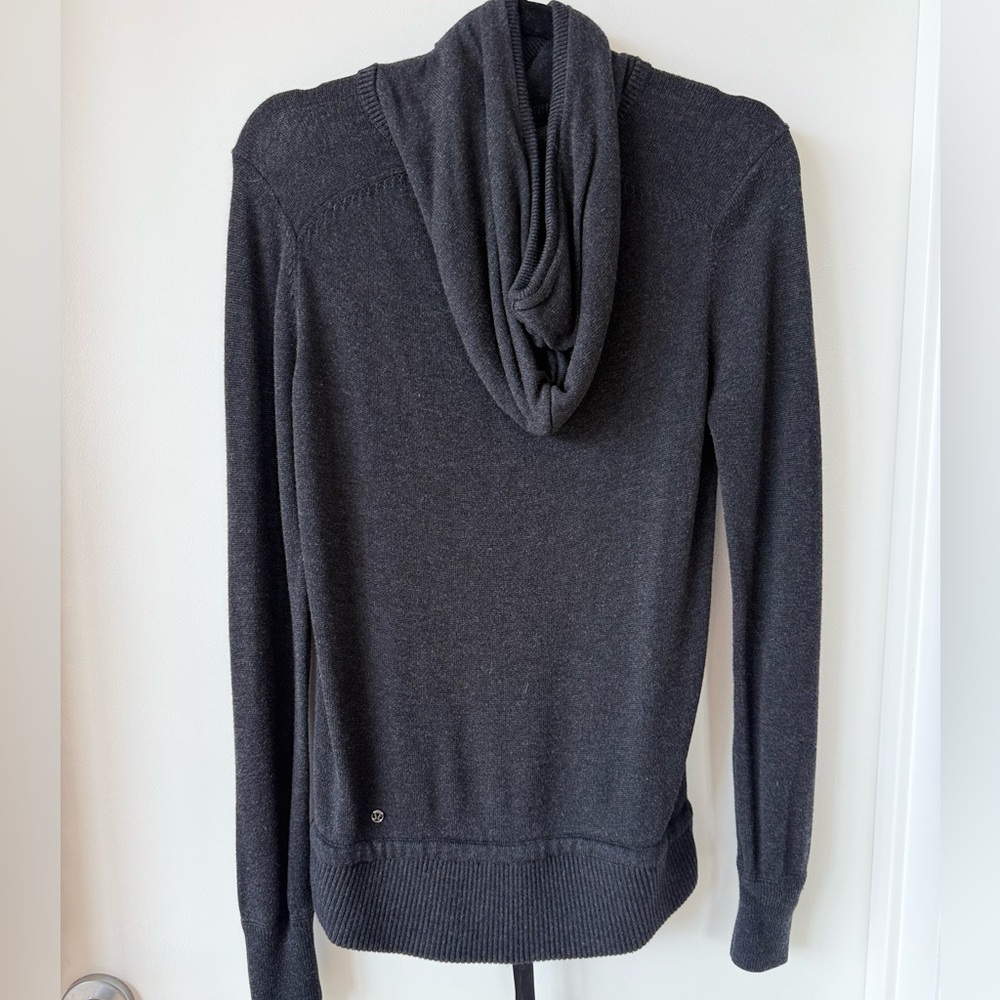 Lululemon Athletica Gray Cowl Neck Sweater with Adjustable Fit - Picture 2 of 5